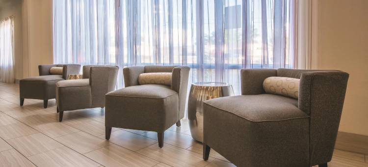 哈蒂斯堡-I-59拉昆塔温德姆套房酒店(La Quinta Inn & Suites by Wyndham Hattiesburg - I-59)图片