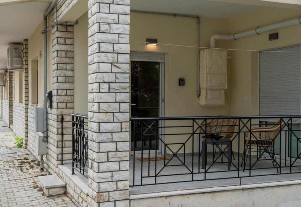 Mythic MeteoraHotel Overview