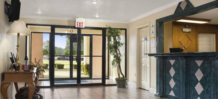 斯图加特温德姆戴斯套房酒店(Days Inn & Suites by Wyndham Stuttgart)图片