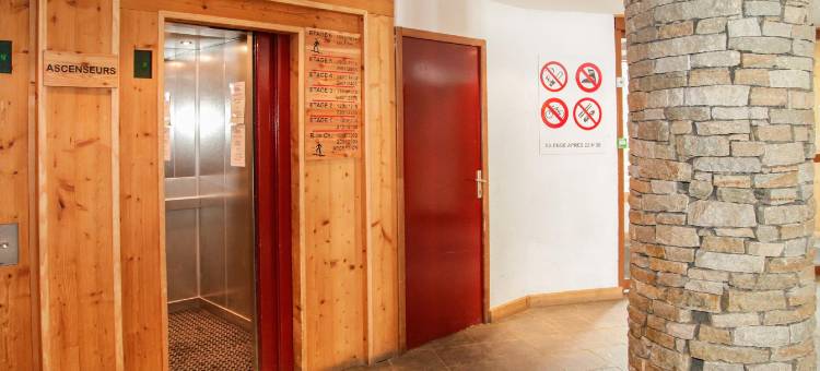 奥达利斯博萨特村镇酒店(Résidence Odalys le Hameau du Borsat)图片