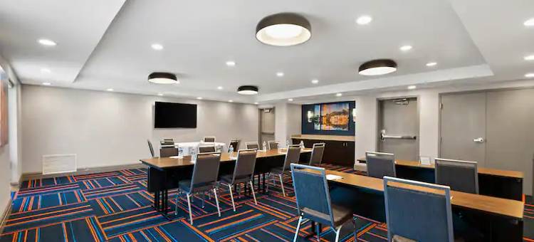 弗农山贝尔沃-亚历山大南区欢朋套房酒店(Hampton Inn & Suites by Hilton Fort Belvoir Alexandria South)图片