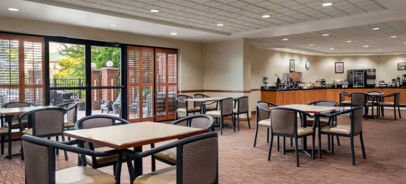 路易斯维尔东部蔚景温德姆酒店(Wingate by Wyndham Louisville East)图片