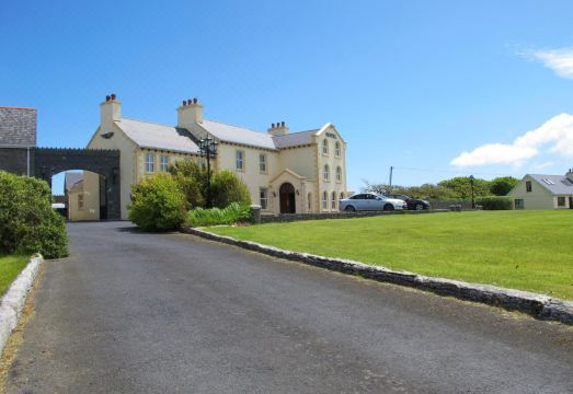 Aran View Country HouseHotel Overview