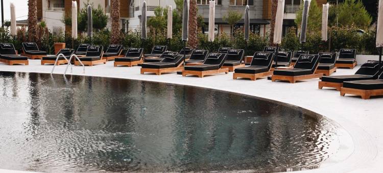 白山酒店(White Hill Hotel)图片