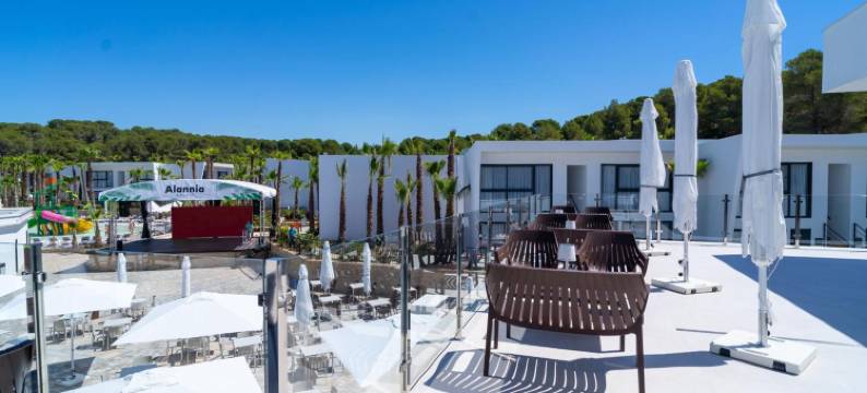 Alannia萨鲁度假村(Alannia Salou)图片