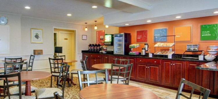 波士顿洛根机场罗德威旅馆(Rodeway Inn Logan International Airport)图片