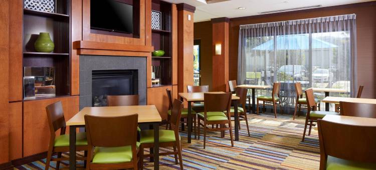 坎伯兰万枫酒店及套房(Fairfield Inn & Suites Cumberland)图片