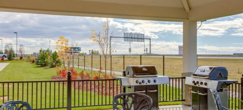 卡尔加里机场北雷迪森公园酒店(Park Inn by Radisson, Calgary Airport North, AB)图片