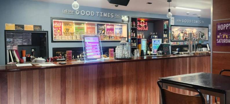 位于湖边的旅舍(Based by the Lake)图片