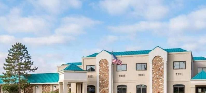 卡尤加布鲁酒店(Cayuga Blu)图片