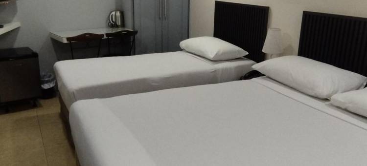拉尔夫安东尼套房酒店(Ralph Anthony Suites)图片
