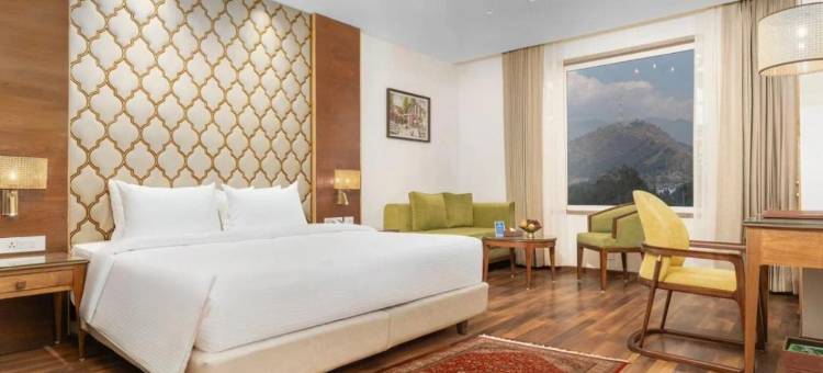 萨罗瓦尔斯里纳格高级酒店(Sarovar Premiere Srinagar)图片