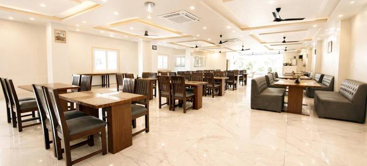 鲁德拉酒店(FabHotel Rudra)图片
