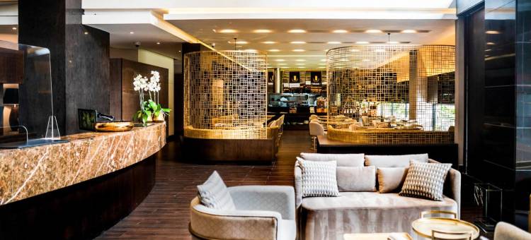 93 奢华套房住宅酒店(93 Luxury Suites and Residences)图片