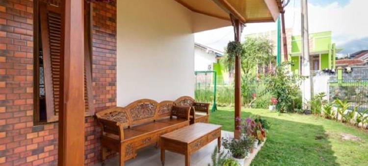 Belgareti Modern Ethnic House Cipanas Puncak图片