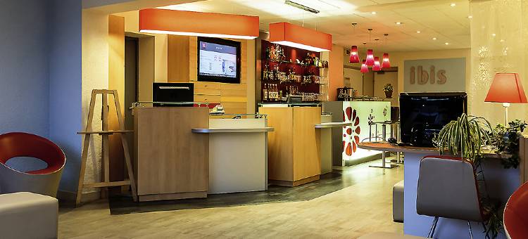 宜必思克莱蒙费朗 A71 A75 La Méridienne 酒店(Ibis Clermont Ferrand A71 A75 la Méridienne)图片