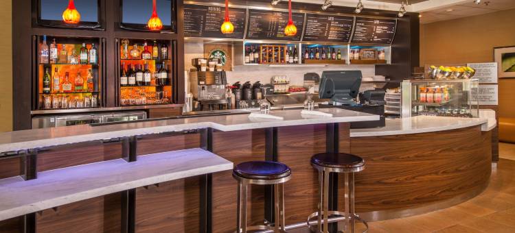 北查尔斯顿机场/体育馆万怡酒店(Courtyard North Charleston Airport/Coliseum)图片