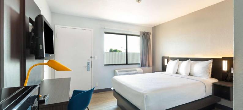 德里奥6号汽车旅馆(Motel 6 Del Rio, TX)图片