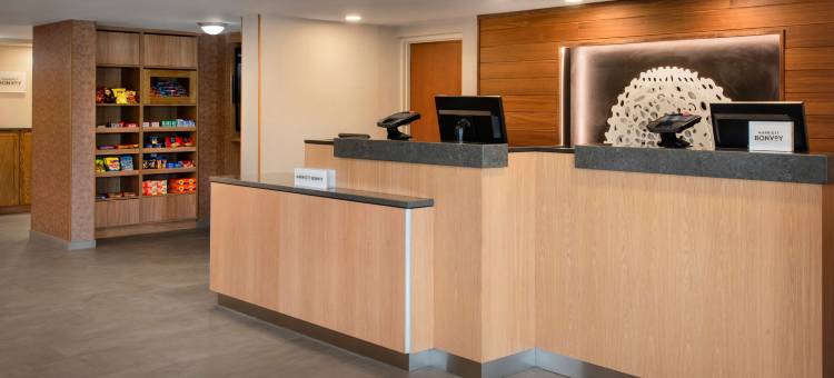 埃姆斯伯里万枫酒店(Fairfield Inn Amesbury)图片