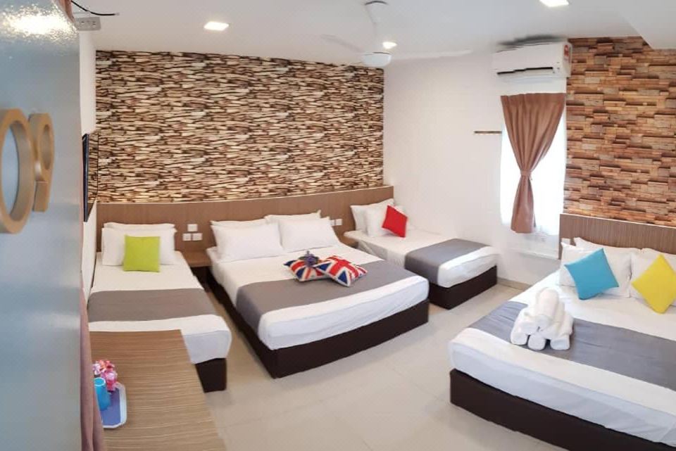 Teruntum 96 Guest House Hotel Overview