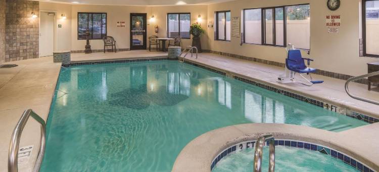 都柏林拉昆塔温德姆套房酒店(La Quinta Inn & Suites by Wyndham Dublin)图片