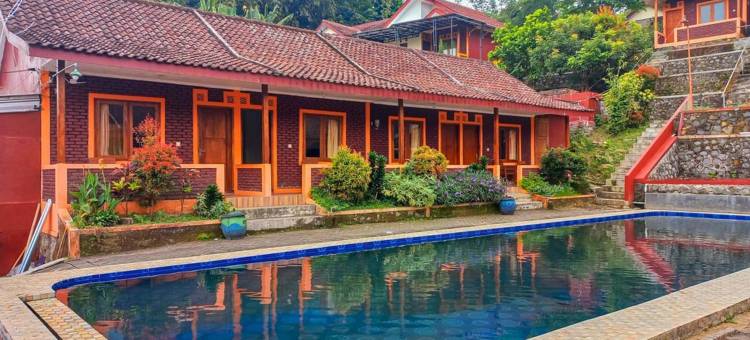 城市乡村别墅帕切特-红门酒店(Villa Kampoeng City Pacet Mitra RedDoorz)图片