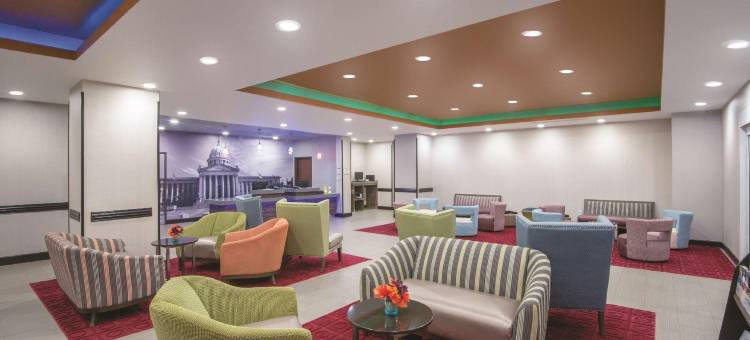 加斯里拉昆塔温德姆套房酒店(La Quinta Inn & Suites by Wyndham Guthrie)图片