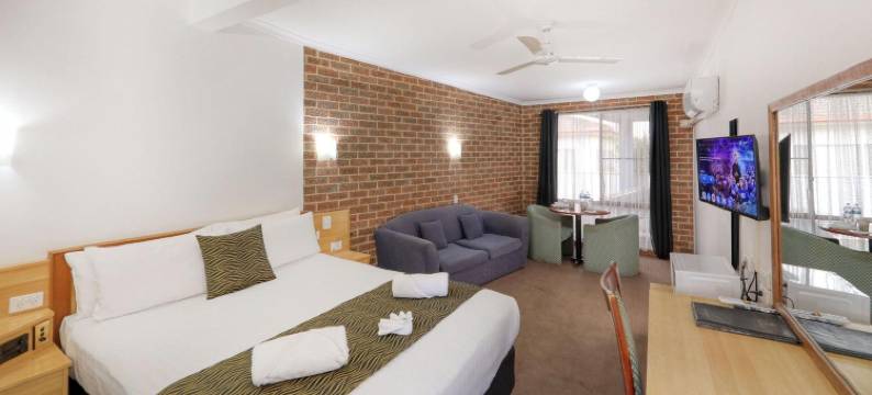 太空城汽车旅馆(Moonraker Motor Inn)图片