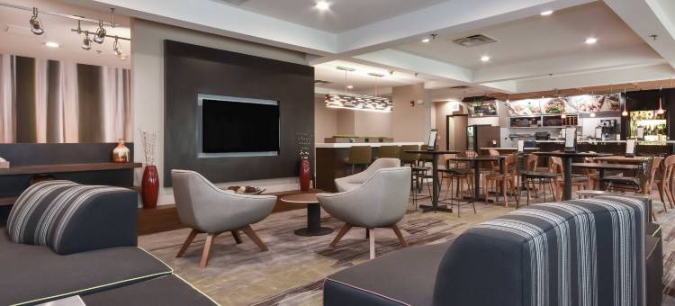 夏洛特诺曼湖万怡酒店(Courtyard Charlotte Lake Norman)图片