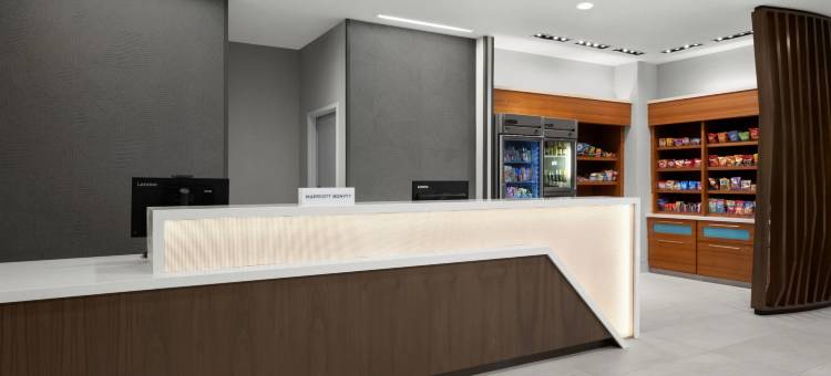 欧文约翰·韦恩机场/橙县SpringHill Suites酒店(SpringHill Suites Irvine John Wayne Airport / Orange County)图片