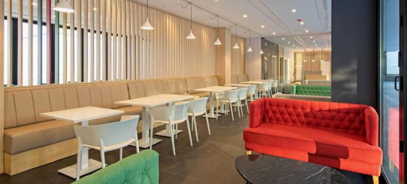 Dwo Colours Alcalá图片