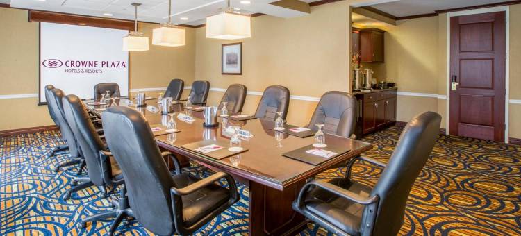 克里夫兰独立村华美达酒店(Ramada by Wyndham Cleveland Independence)图片