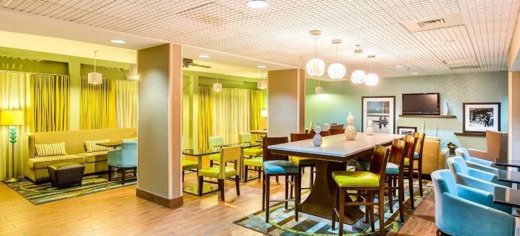 佛罗伦萨中城希尔顿欢朋酒店，近北阿拉巴马大学(Hampton Inn Florence-Midtown)图片