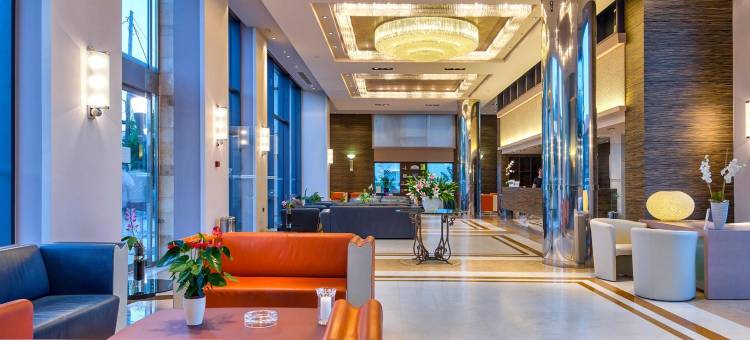 波尔图普拉坦亚斯度假村(Porto Platanias Village Resort)图片