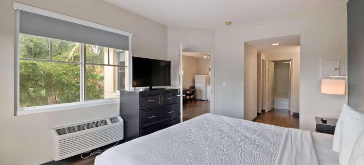 劳德代尔堡柏溪美洲长住精选套房酒店(Extended Stay America Premier Suites - Fort Lauderdale - Cypress Creek - Park North)图片