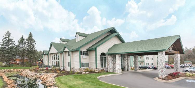 巴克斯特-布雷纳德区呗盟套房酒店(Baymont by Wyndham Baxter/Brainerd Area)图片