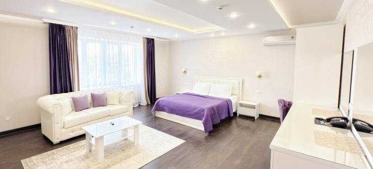 维萨尔酒店(Versal Hotel)图片