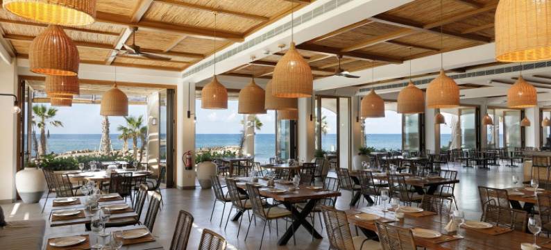 拉西埃斯特海滩度假村(La Siesta Hotel & Beach Resort)图片