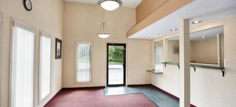 Travelodge by Wyndham la Porte/Michigan City Area图片