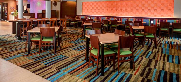 兰辛伊斯特伍德万豪万枫酒店(Fairfield Inn & Suites Lansing at Eastwood)图片
