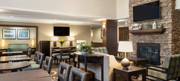 Staybridge Suites 印第安纳波利斯机场(Staybridge Suites Indianapolis-Airport)图片