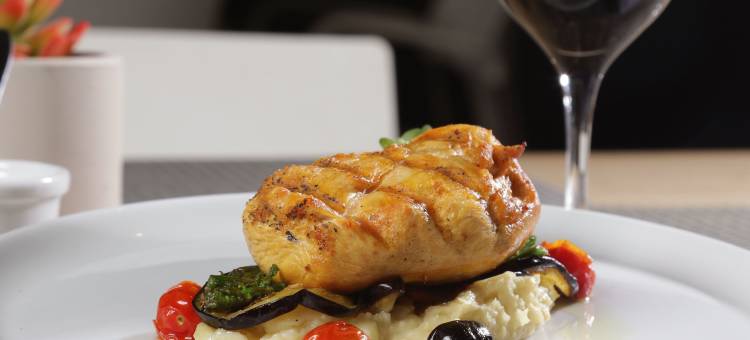 城市快捷套房由万豪墨西哥城圣菲(City Express Suites by Marriott Ciudad de México Santa Fe)图片