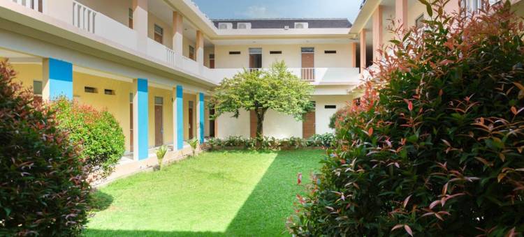 红多兹伊斯兰普拉斯酒店-维斯玛布根维尔卡拉瓦奇(RedDoorz Syariah Plus @ Wisma Bougenville Karawaci)图片