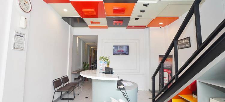 Front One Budget Hotel Tirtonadi Solo图片