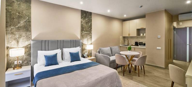 Mirror Family  Hotel图片