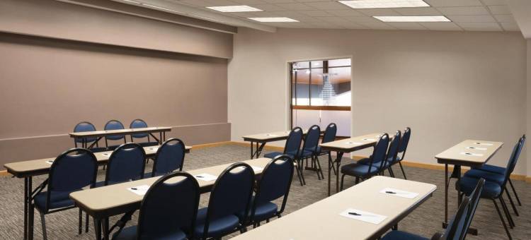 印第安纳波利斯东丽怡酒店(Country Inn & Suites by Radisson, Indianapolis East, IN)图片