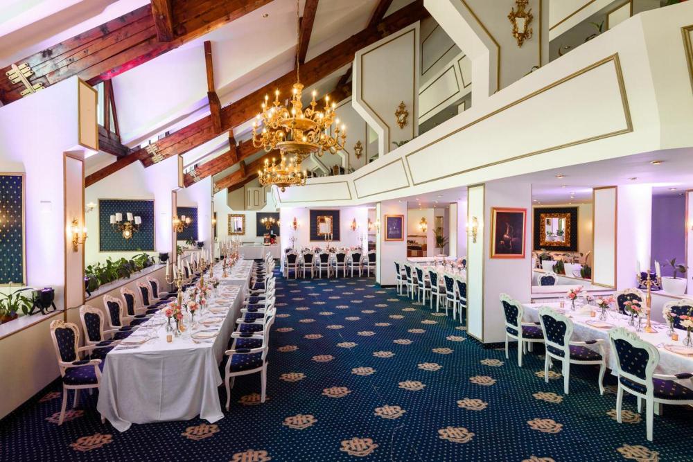 Aurelius Imparatul Romanilor Over view