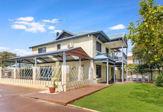 Observatory Guesthouse - Adults OnlyHotel Overview