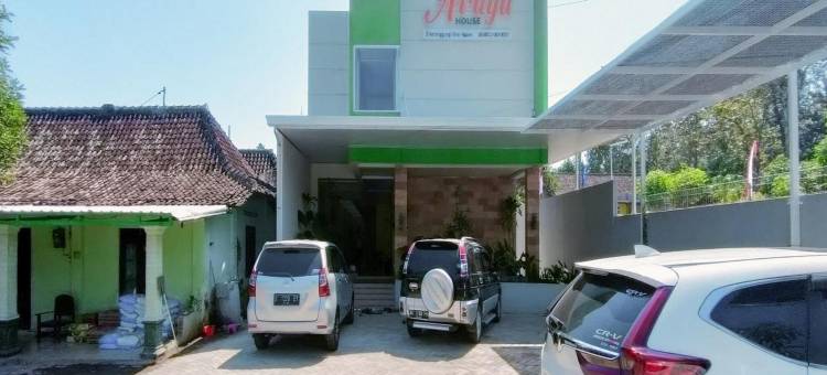RedDoorz at Araya House Ngawi图片