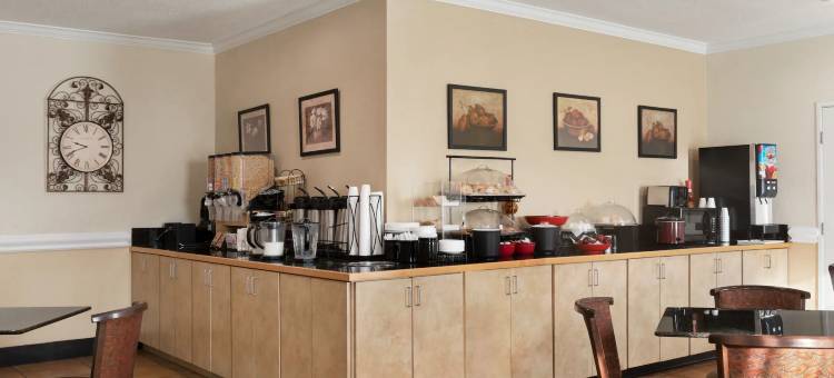 伊丽莎白敦华美达酒店(Ramada by Wyndham Elizabethtown)图片